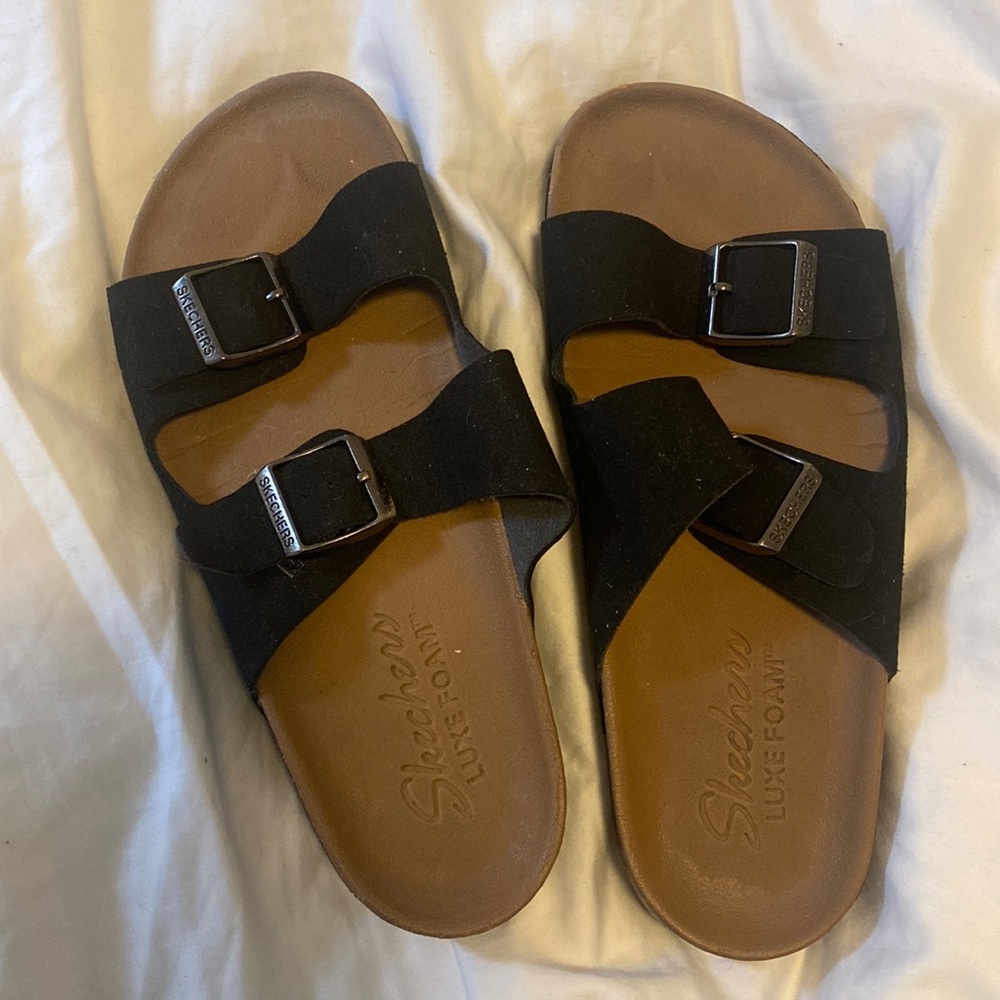 Sketchers luxe foam sandals